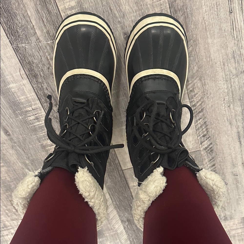 Sorel Black and Cream Winter Boots